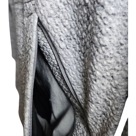 Lululemon Heathered Grey At Ease Hoodie Size XS - Picture 8 of 11